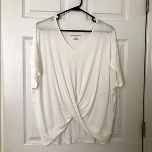 NWT American Eagle top